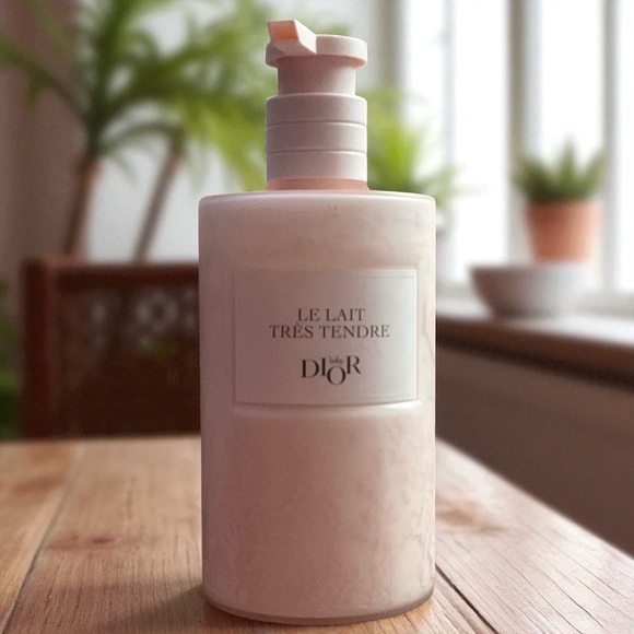 Dior | Bath & Body | Dior Le Lait Trs Tendre Hydrating Milk 18 Oz